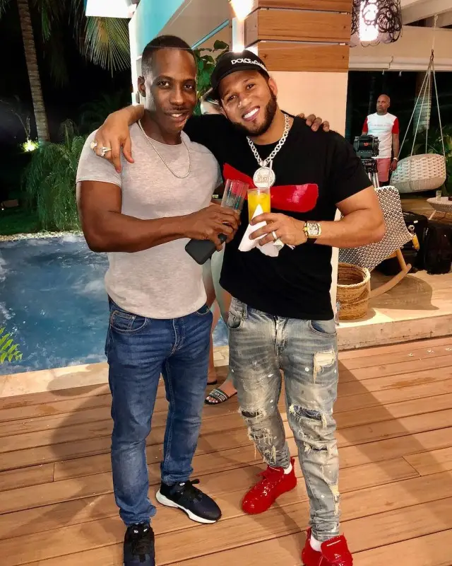 El Alfa El Jefe outfit in Amiri, Giuseppe Zanotti, and Dolce & Gabbana, 2020