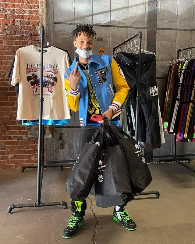 Stunna 4 Vegas outfit in Homme + Femme, Nike, and Off-White, 2020
