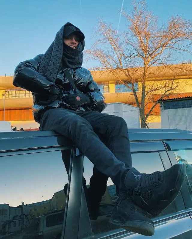 John However outfit in Daily Paper, New Era, and Louis Vuitton, 2020