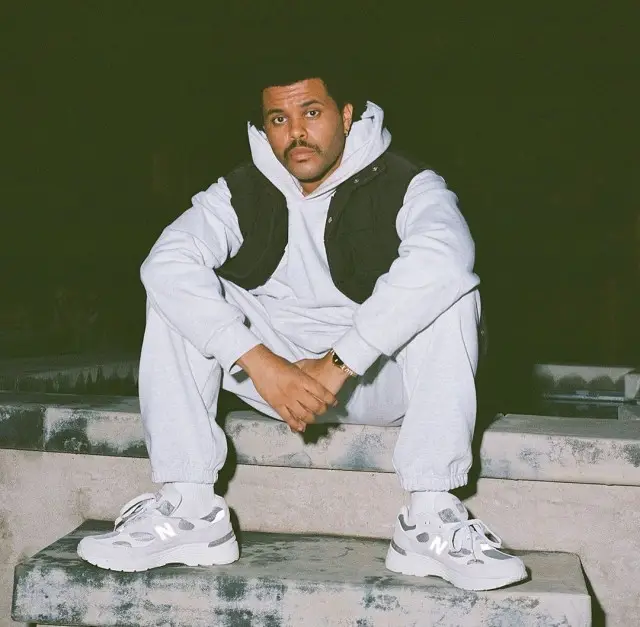 The Weeknd outfit in Bottega Veneta, Los Angeles Apparel, and New Balance, 2020